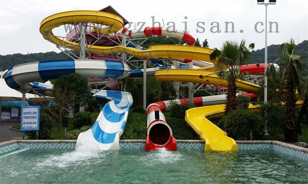 如何在水上乐园运营中实施安全教育?